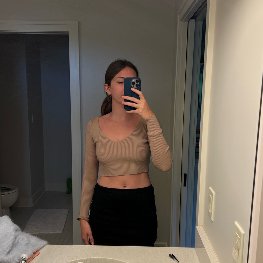 Tan Cropped Ribbed Top; size S